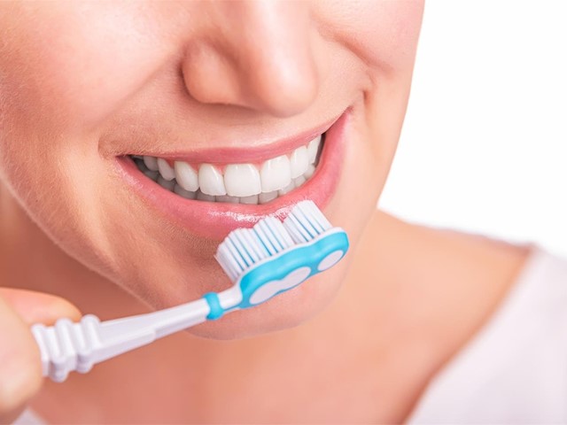 ¿Cómo elegir el cepillo de dientes adecuado?